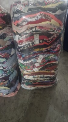 GROSSISTE ET EXPORTATEUR Afrique friperie crème été ou hiver prix discount