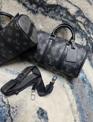 Sacoche Louis Vuitton