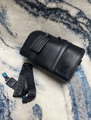 Sacoche Louis Vuitton