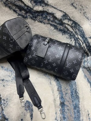 Sacoche Louis Vuitton