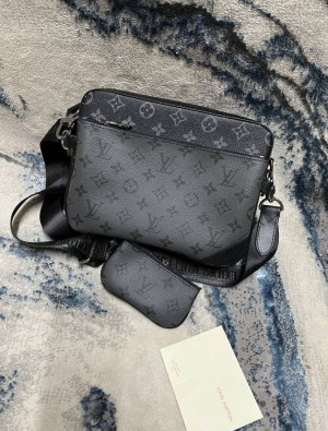 Sacoche Louis Vuitton