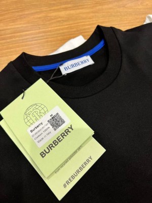 T-shirt burberry