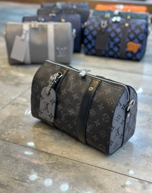 Sacoche louis vuitton