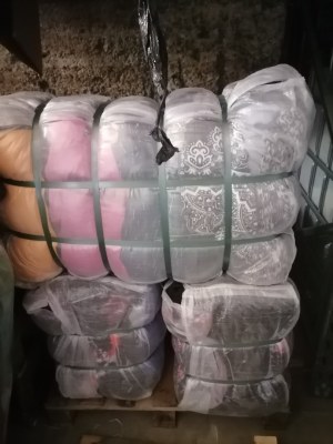 Balles de friperie export