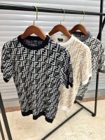 T-shirt fendi
