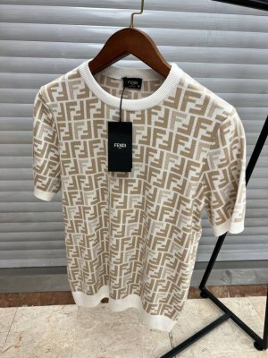 T-shirt fendi