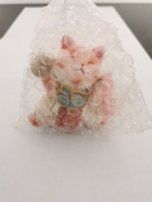 Figurine chat porte-bonheur japonais (Maneki-neko)