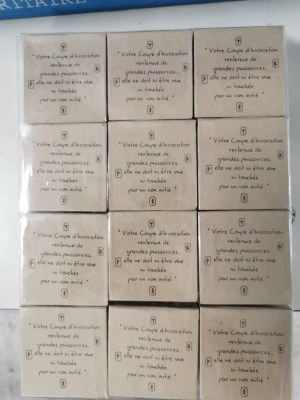 Coffret porte-encens avec cônes d'encens - version FRANCE