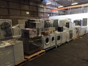 Gros electromenager de marque fonctionnel