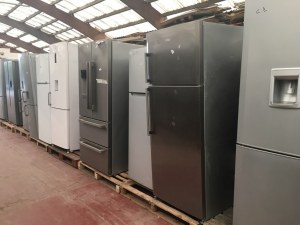 VEND FRIGO DANS L'ETAT POUR EXPORT