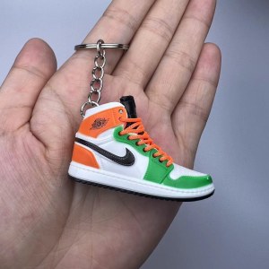 Lots porte clefs nike