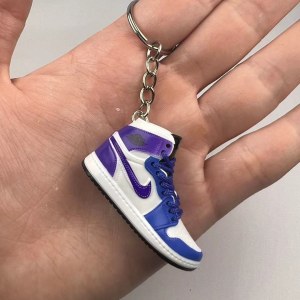 Lots porte clefs nike