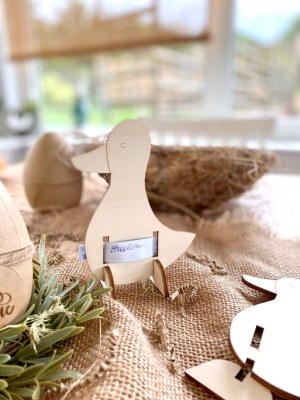 Oie en bois - porte bracelet de naissance