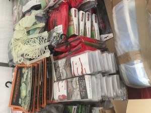 Lot de plus de 10000 articles fête ,Halloween