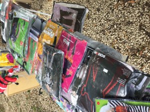 Lot de plus de 10000 articles fête ,Halloween