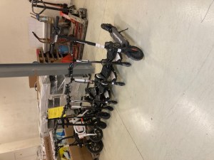 Lot de 11 trotinnettes / velos / gyropods