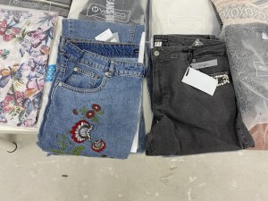 DESTOCKAGE JEANS FEMME MIX MARQUES 3 SUISSES