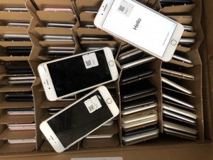 Lot divisible iphone 160p