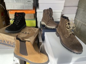 Lot de chaussures homme