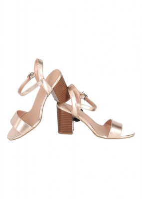 Déstockage des sandales à talon des marques ALDO, STEVE MADDEN, ESPRIT