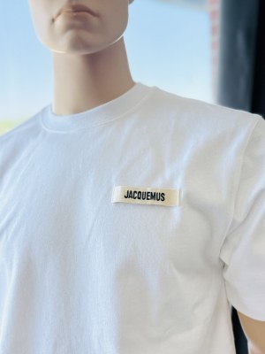T-shirts Jacquemus Col Rond Plusieurs Couleurs Tailles S à XXL – Déstockage