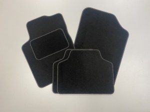 Tapis de sol automobile