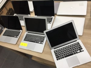 Destockage Apple MAcbook Pro retina 15.4" i7/8G/256Gb SSD