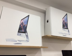 Destockage Apple MAcbook Pro retina 15.4" i7/8G/256Gb SSD