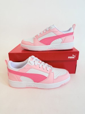 060117 Mix de chaussures Puma