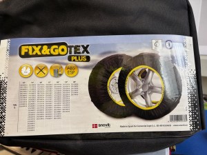 CHAUSSETTE ET JEUX CHAINES NEIGES