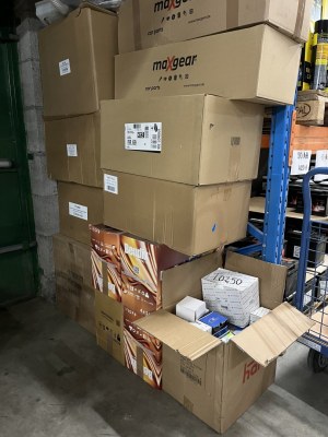 LOT DE PIECES AUTOMOBILES NEUVES – DÉSTOCKAGE