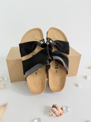 060118 Mix de chaussures d’été