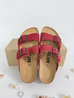 060118 Mix de chaussures d’été
