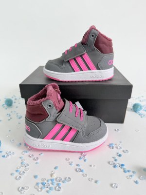 060120 Mix de chaussures enfant petites tailles