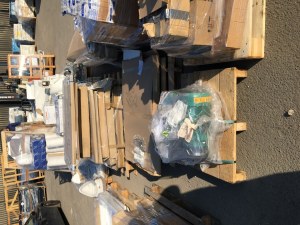 DESTOCKAGE MASSIF PRODUITS BATIMENT ET CHANTIERS