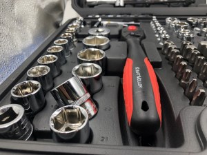 KRAFTMULLER GROSSISTE OUTILLAGE CLE 171 PIECES CRV