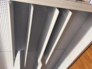 Gondoles et rayonnage à vendre