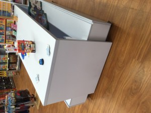 Gondoles et rayonnage à vendre