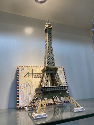 Lot de 40 PUZZLES 3D tour eiffel 47 cms