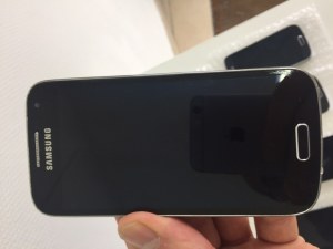 Samsung s4 mini 8GO débloquer tous opérateur batterie neuve grade A/B