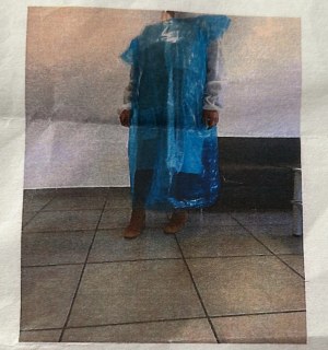 Blouse bleu translucide a usage unique jetable