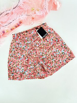 020296 Mix de shorts femme