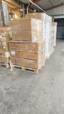 LOT DE 231 WC ET ACCESSOIRES NEUFS – Vitra, Viega, Gessi – 23 845 € HT