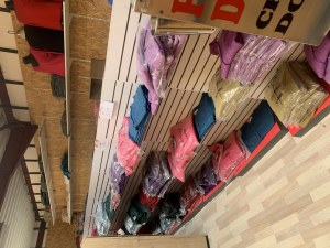 Liquidation totale d'un stock de pull en cachemire