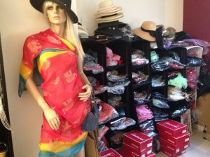 VENDS STOCK NEUF DE VETEMENTS & ACCESSOIRES RETRO DU SITE PINUPATTITUDE.COM