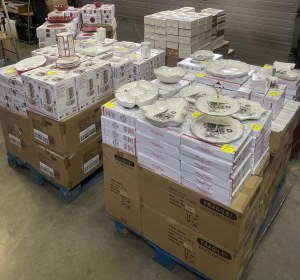 VAISSELLE DE NOEL CERAMIQUE