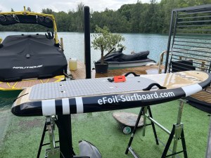 EFoil Planche de Surf Electrique Doojet Nautics
