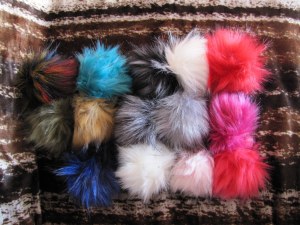 Lot dePorte clé Pompom fourrure synthétique