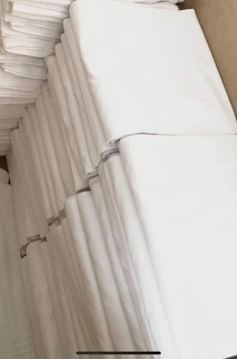 Drap blanc ou housse de couette