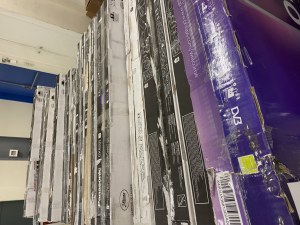 TV 58" à 65" Panasonic jamais utilisé